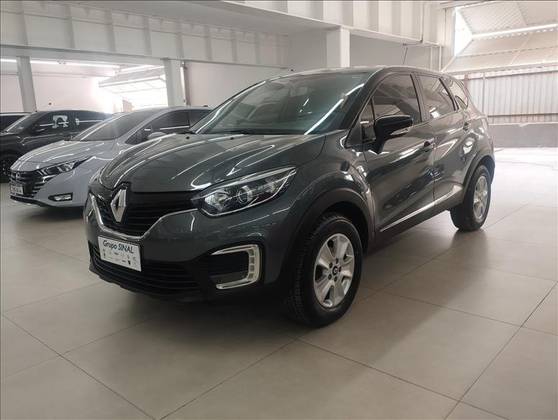 RENAULT CAPTUR 1.6 16V SCE FLEX LIFE X-TRONIC RENAULT CAPTUR 1.6 16V SCE FLEX LIFE X-TRONIC